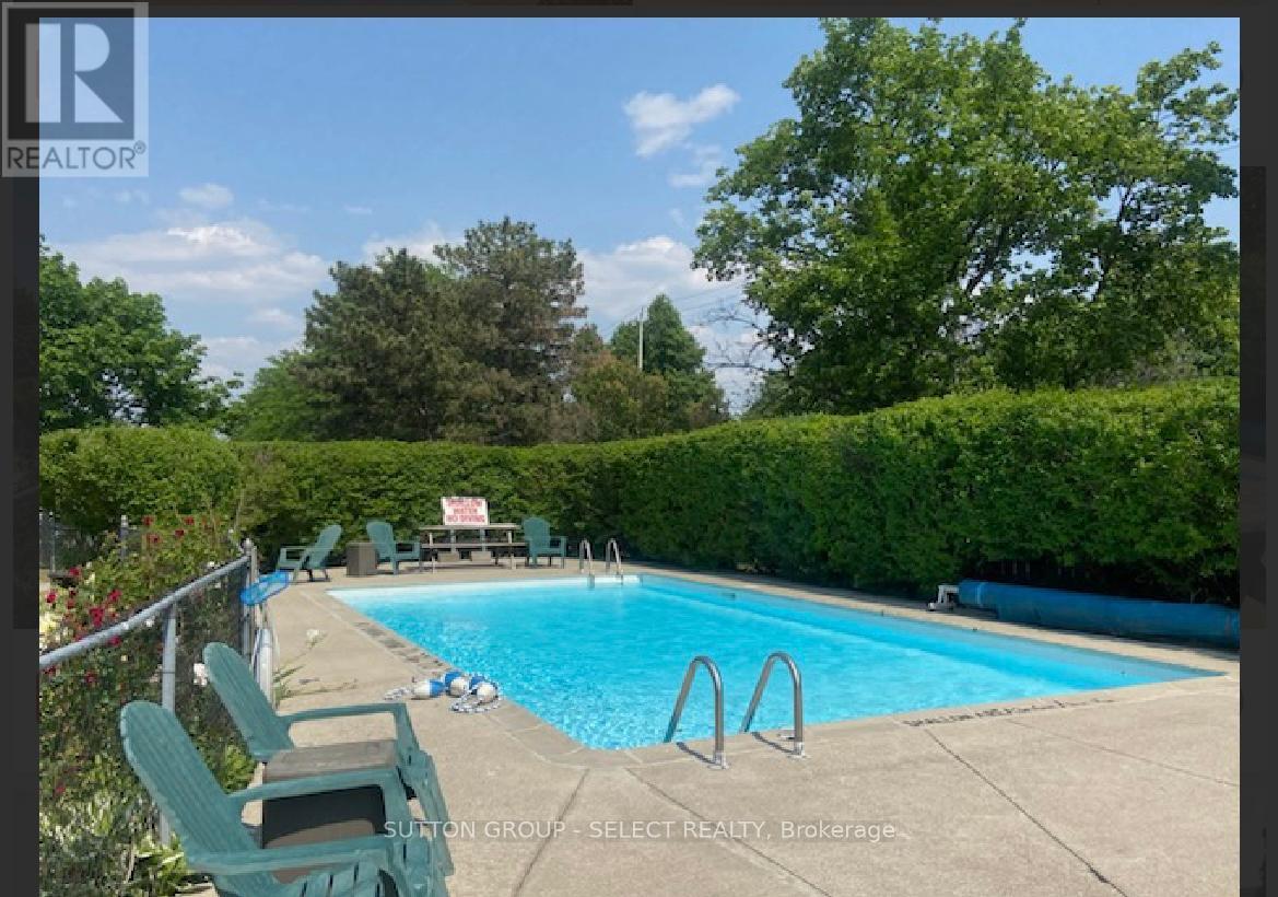 1010 Kipps Lane, London East, Ontario  N5Y 4S5 - Photo 2 - X12189766
