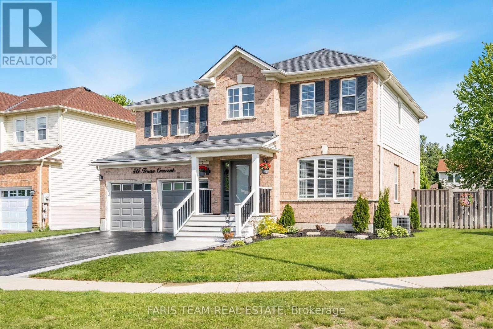 40 Truax Crescent, Essa, Ontario  L0L 1L0 - Photo 2 - N12172838