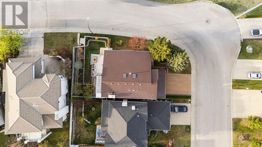 39 Hawkdale Close Nw, Calgary, Alberta  T3G 2Z9 - Photo 4 - A2219720