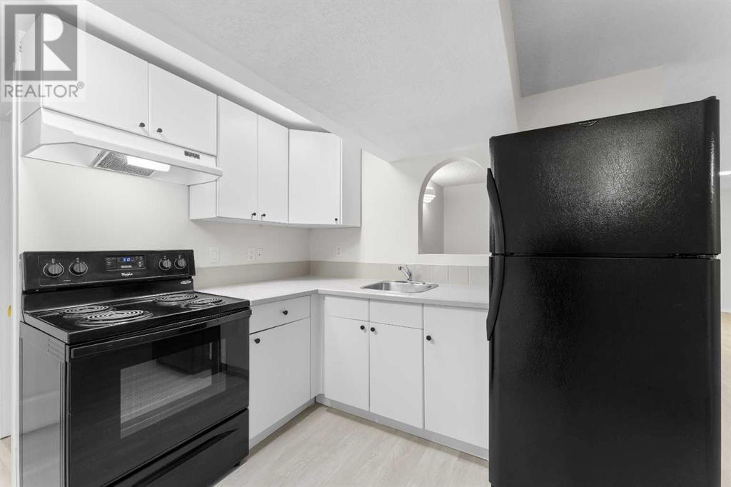 101 Marbrooke Circle Ne, Calgary, Alberta  T2A 2W7 - Photo 31 - A2223860