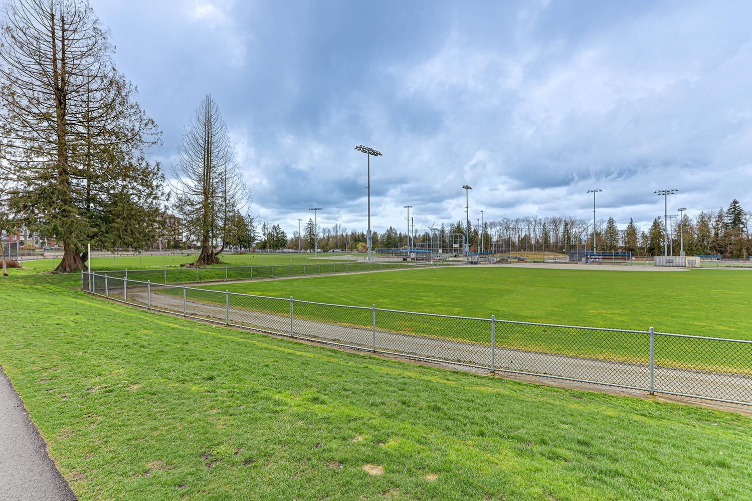 404 8328 207a Street, Langley, British Columbia  V2Y 0K5 - Photo 31 - R3009782