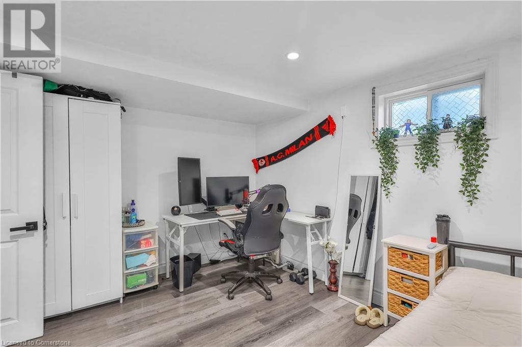 79 Castlefield Drive, Hamilton, Ontario  L8T 3R1 - Photo 34 - 40736183