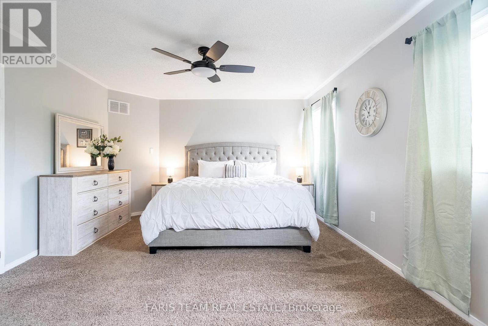 40 Truax Crescent, Essa, Ontario  L0L 1L0 - Photo 14 - N12172838