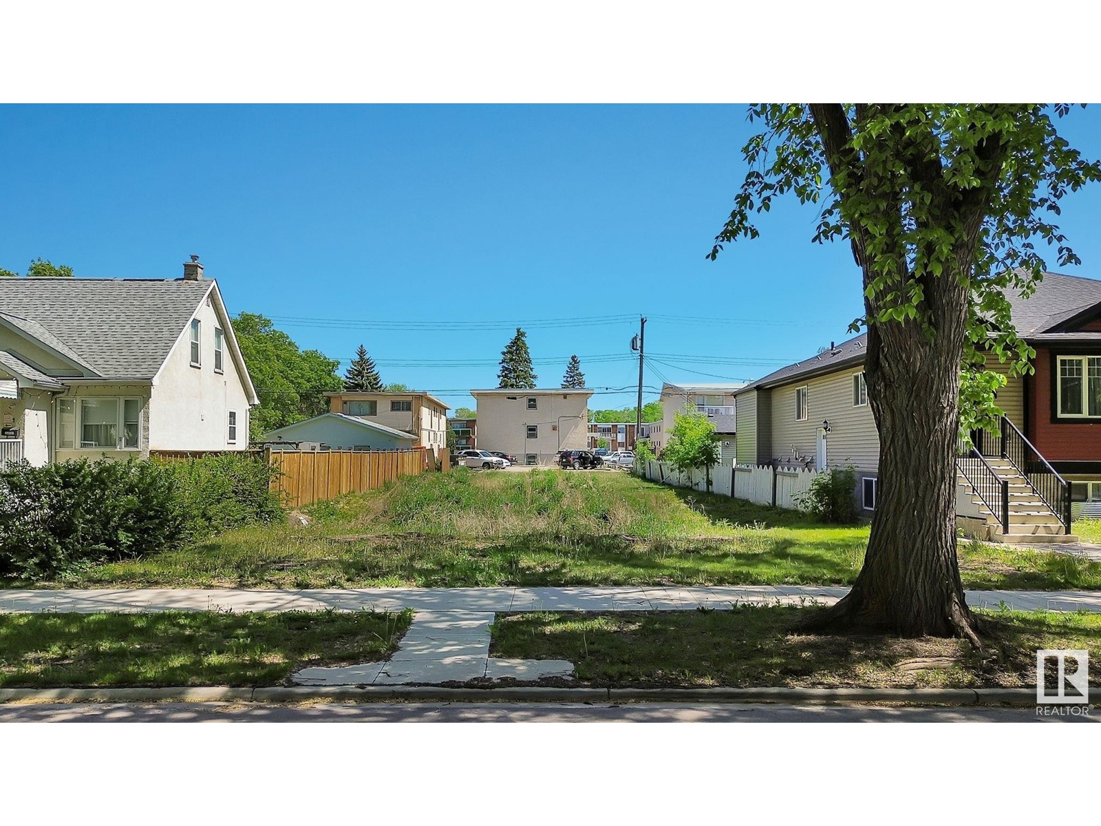 11641 125 Nw Nw, Edmonton, Alberta  T5M 0N5 - Photo 1 - E4439597