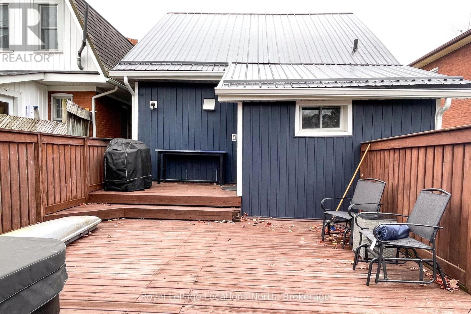 56 Sykes Street S, Meaford, Ontario  N4L 1E3 - Photo 2 - X12189650