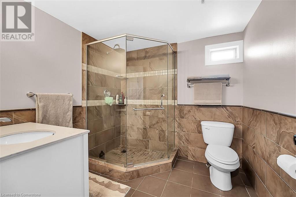 102 Kennedy Avenue, Hamilton, Ontario  L9B 1C7 - Photo 31 - 40736339