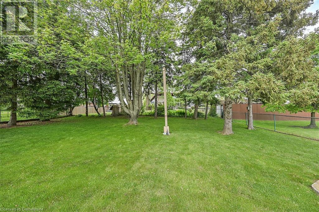 102 Kennedy Avenue, Hamilton, Ontario  L9B 1C7 - Photo 37 - 40736339