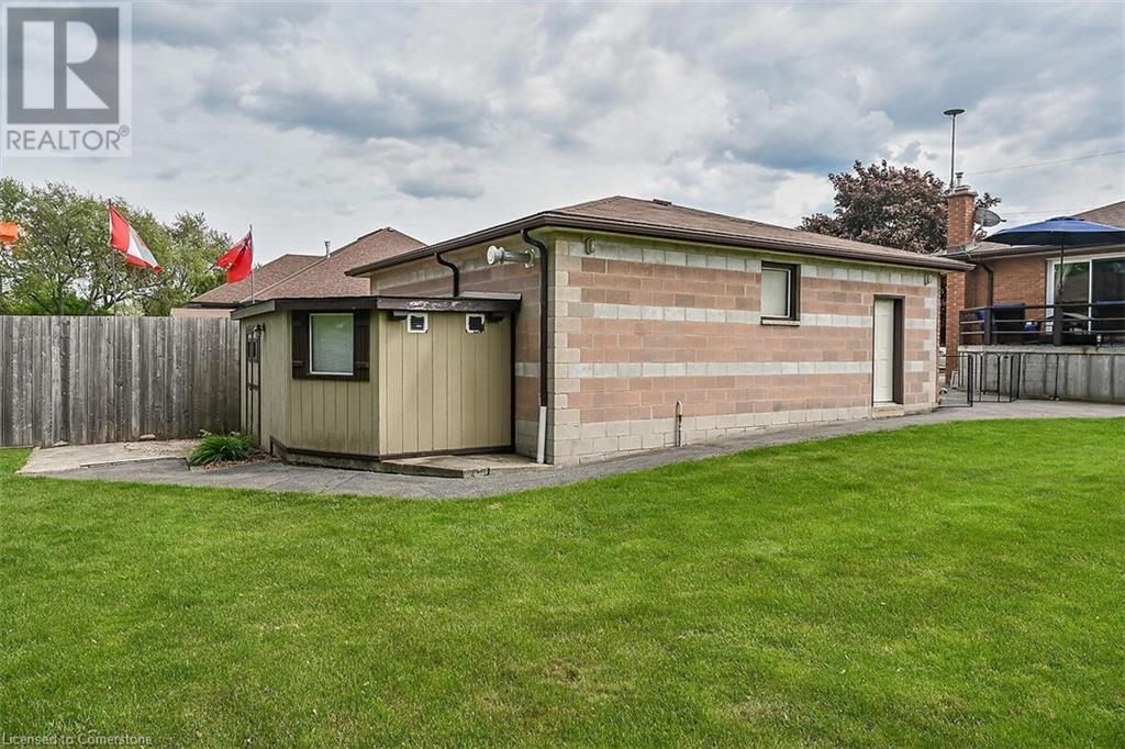 102 Kennedy Avenue, Hamilton, Ontario  L9B 1C7 - Photo 39 - 40736339