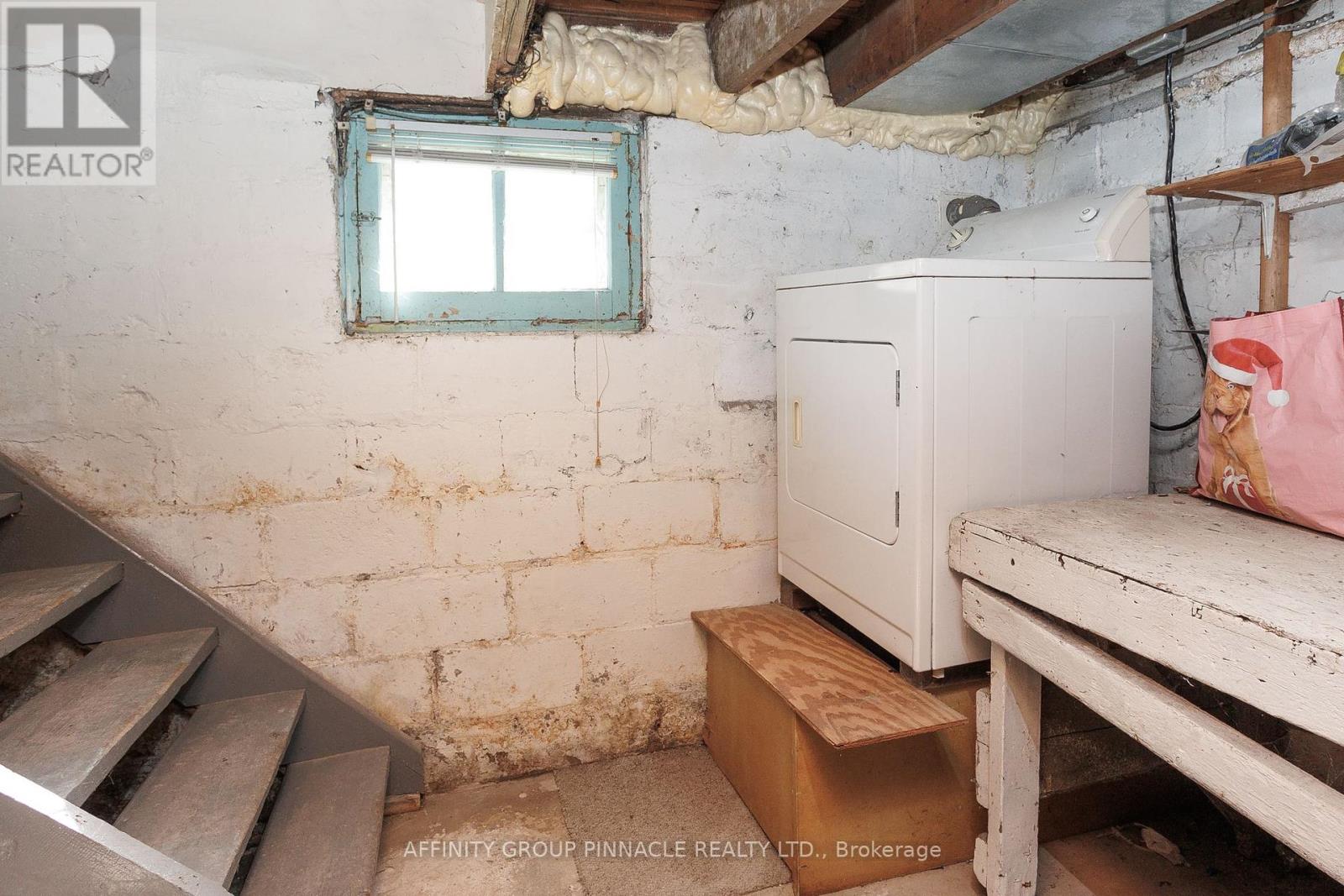 72 Melbourne Street W, Kawartha Lakes, Ontario K9V 2T3 - Photo 39 - X12189646