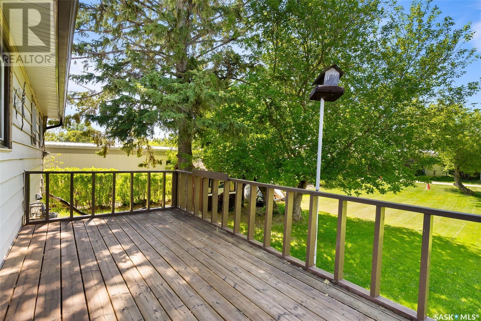 306 2nd Avenue, Kelliher, Saskatchewan  S0A 1V0 - Photo 28 - SK007947