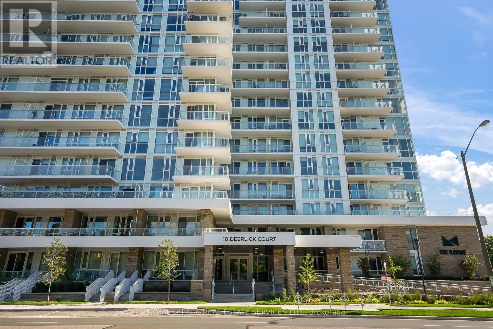 314 - 10 Deerlick Court, Toronto, Ontario  M3A 0A7 - Photo 2 - C12189730