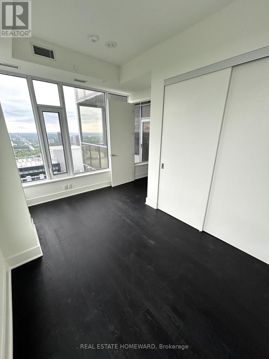 5804 - 11 Yorkville Avenue, Toronto, Ontario  M4W 1L2 - Photo 4 - C12189735