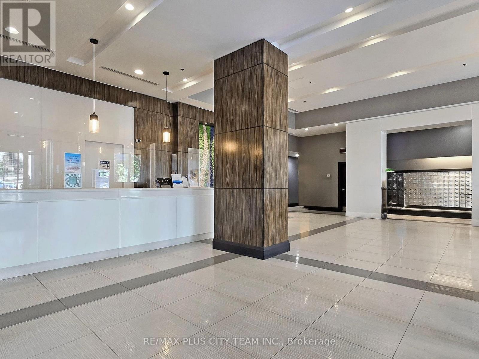 1701 - 19 Grand Trunk Crescent, Toronto, Ontario  M5J 3A3 - Photo 25 - C12189773