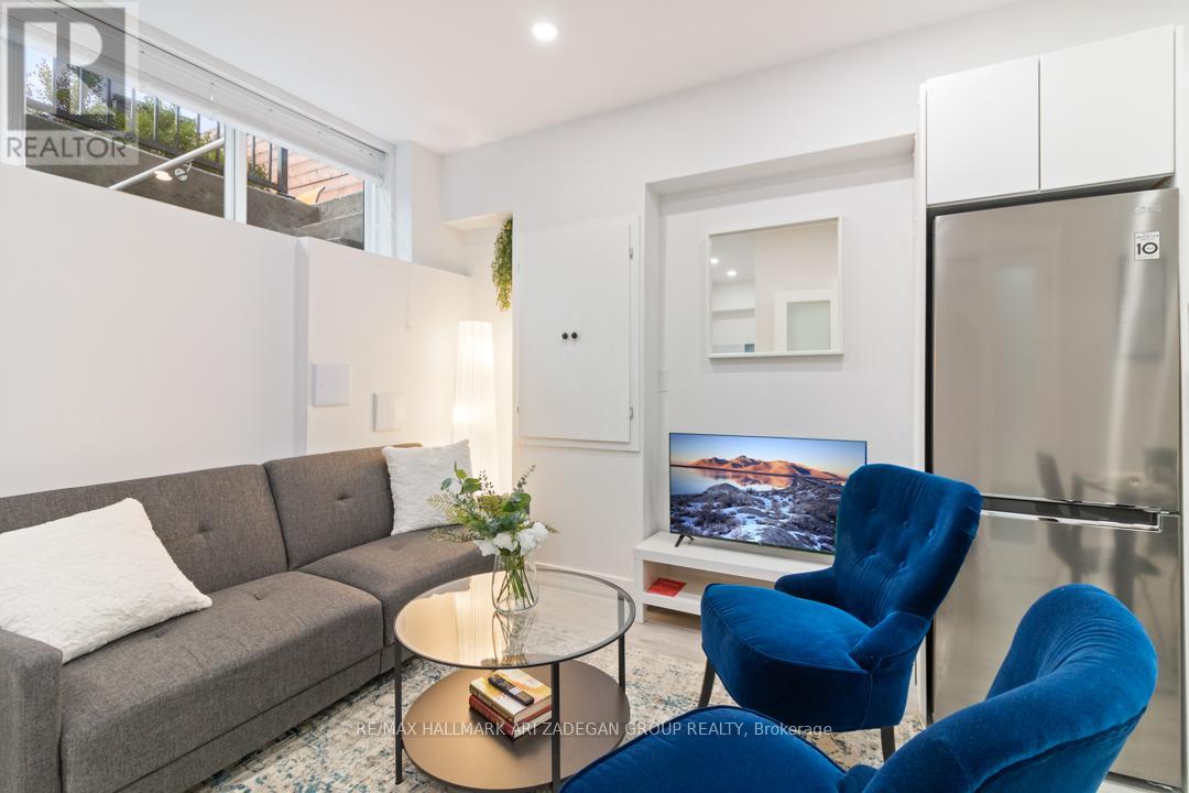 Bsmt - 16 Minto Street, Toronto, Ontario  M4L 1B6 - Photo 8 - E12189747