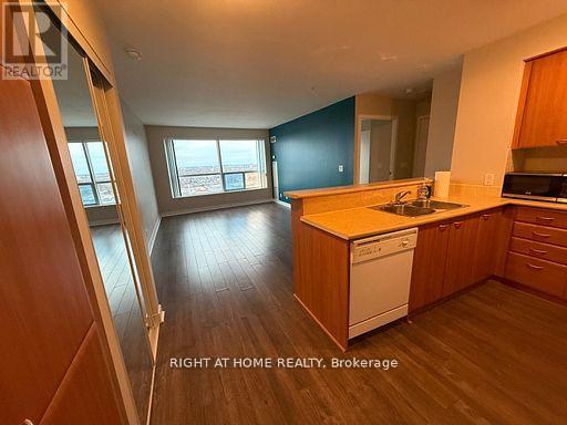 3507 - 38 Lee Centre Drive, Toronto, Ontario  M1H 3J7 - Photo 5 - E12189757