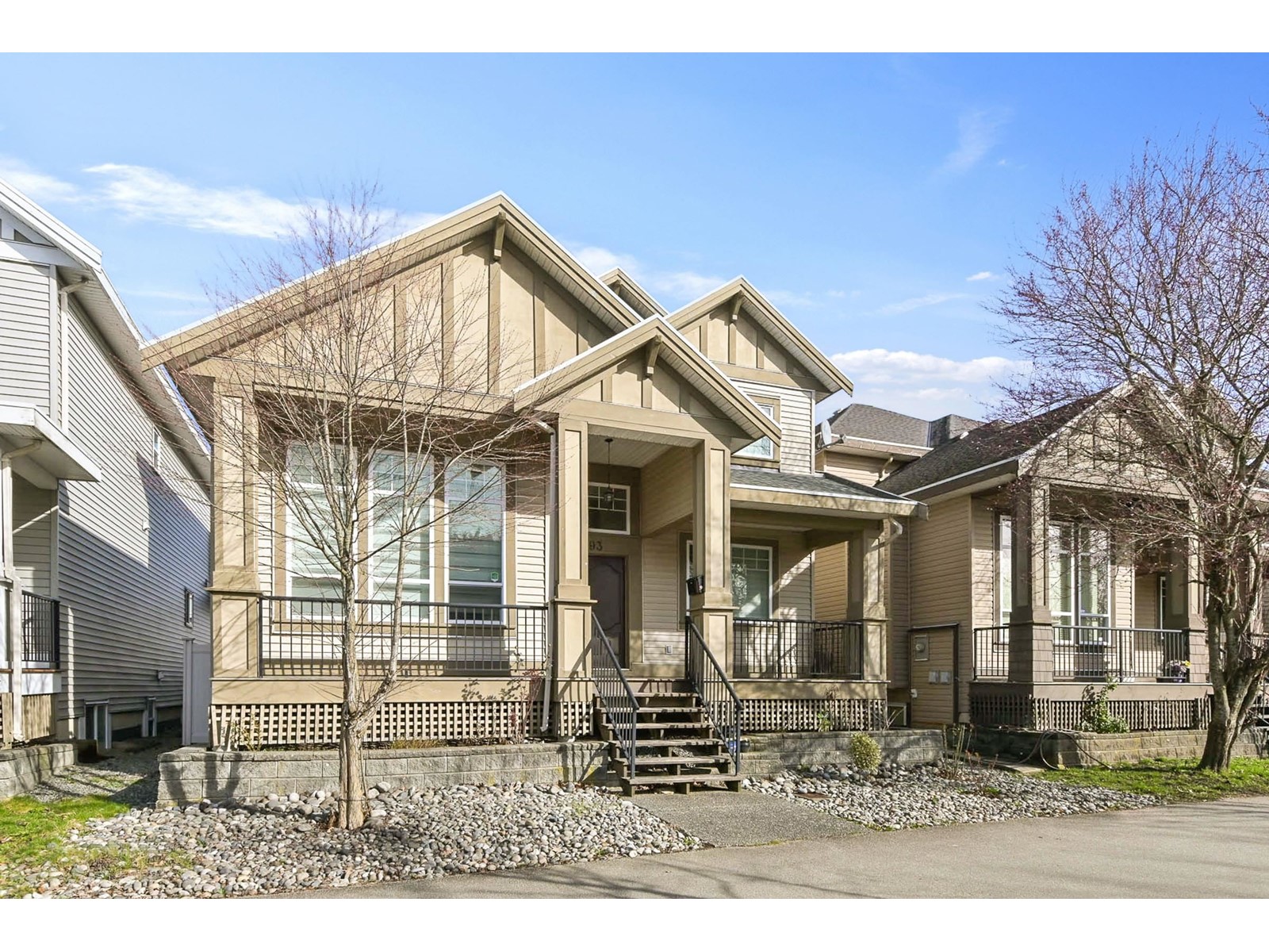 17293 64 Avenue, Surrey, British Columbia  V3S 1Y6 - Photo 2 - R2978519