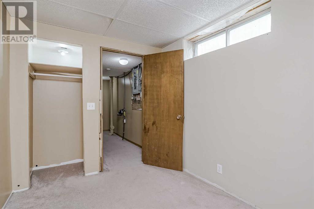 26 Mt Cornwall Circle Se, Calgary, Alberta  T2Z 2J6 - Photo 36 - A2224163