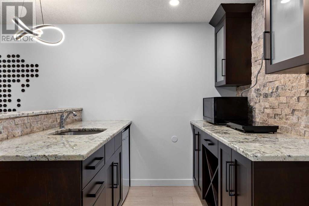 6020 Lacombe Way Sw, Calgary, Alberta  T3E 5T4 - Photo 21 - A2225559