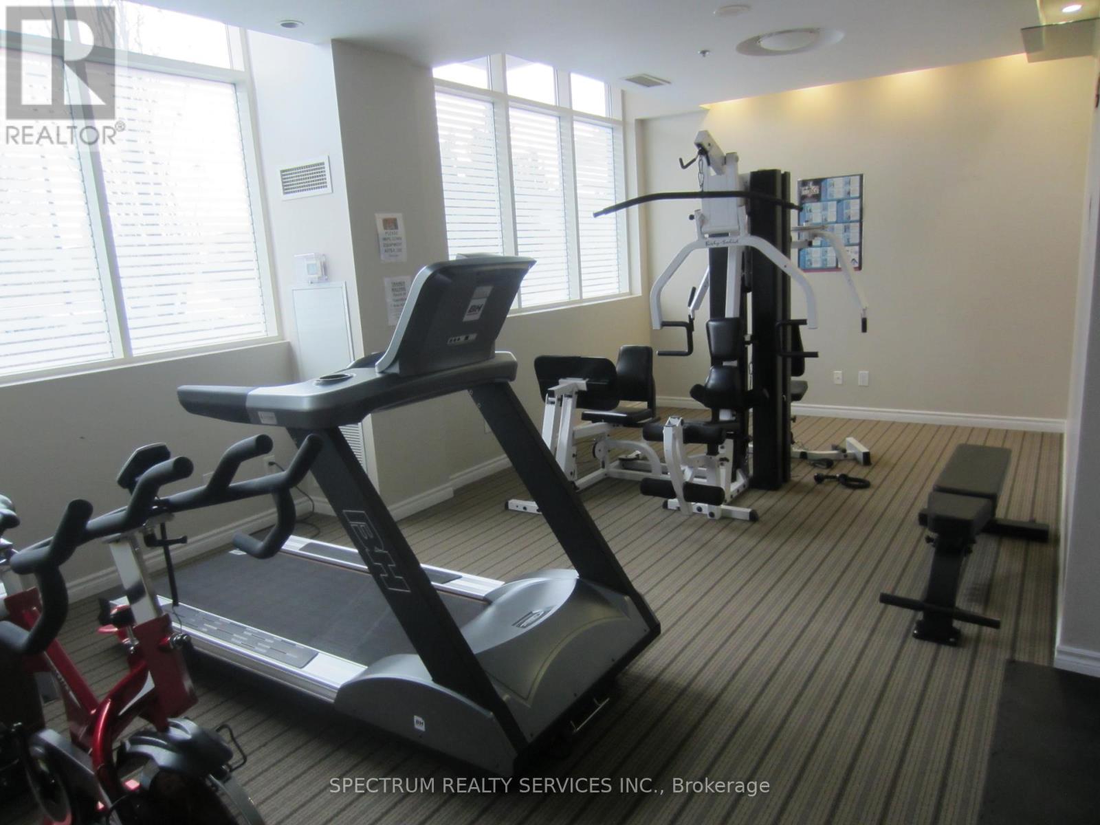 1307 - 3865 Lake Shore Boulevard W, Toronto, Ontario  M8W 1R4 - Photo 14 - W12142542