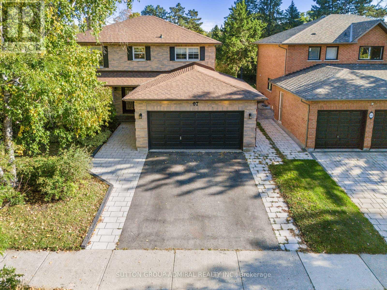 97 Golf Links Drive, Aurora, Ontario  L4G 3V4 - Photo 36 - N12189562