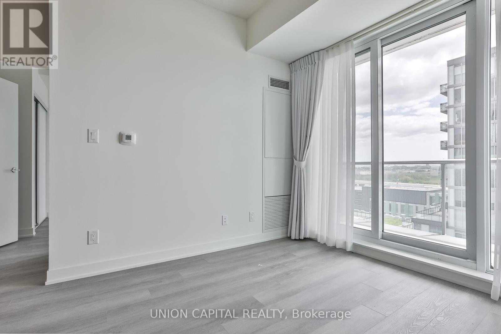 A1418 - 8119 Birchmount Road, Markham, Ontario  L6G 0H5 - Photo 14 - N12189628