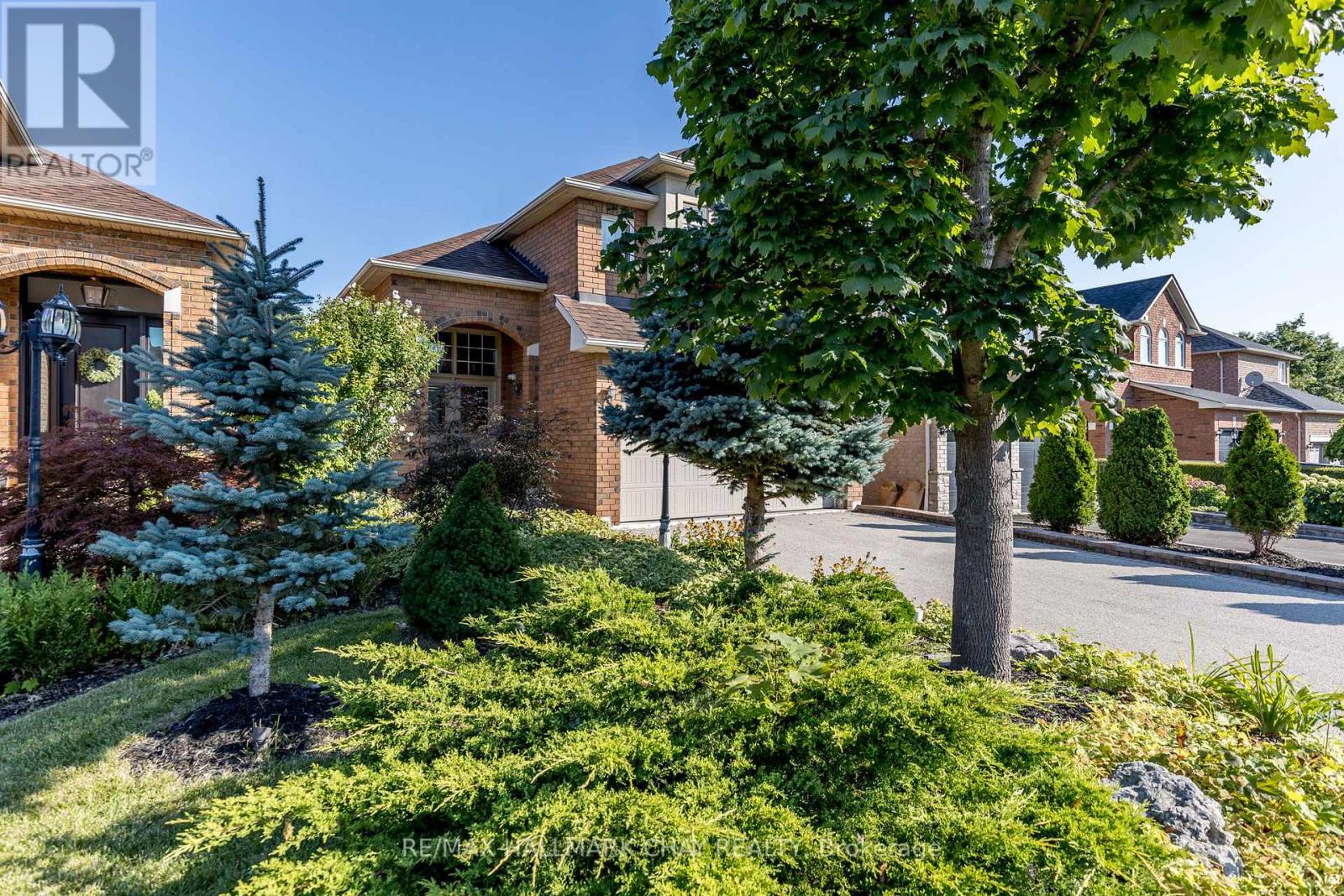 14 Sequoia Road, Vaughan (Sonoma Heights), Ontario  L4H 1W2 - Photo 2 - N12189764