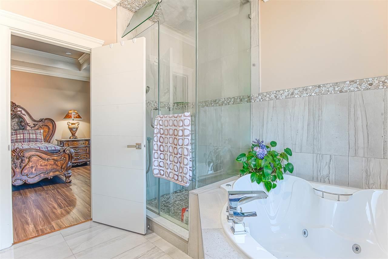 14443 108 Avenue, Surrey, British Columbia  V3R 1V5 - Photo 15 - R3009329