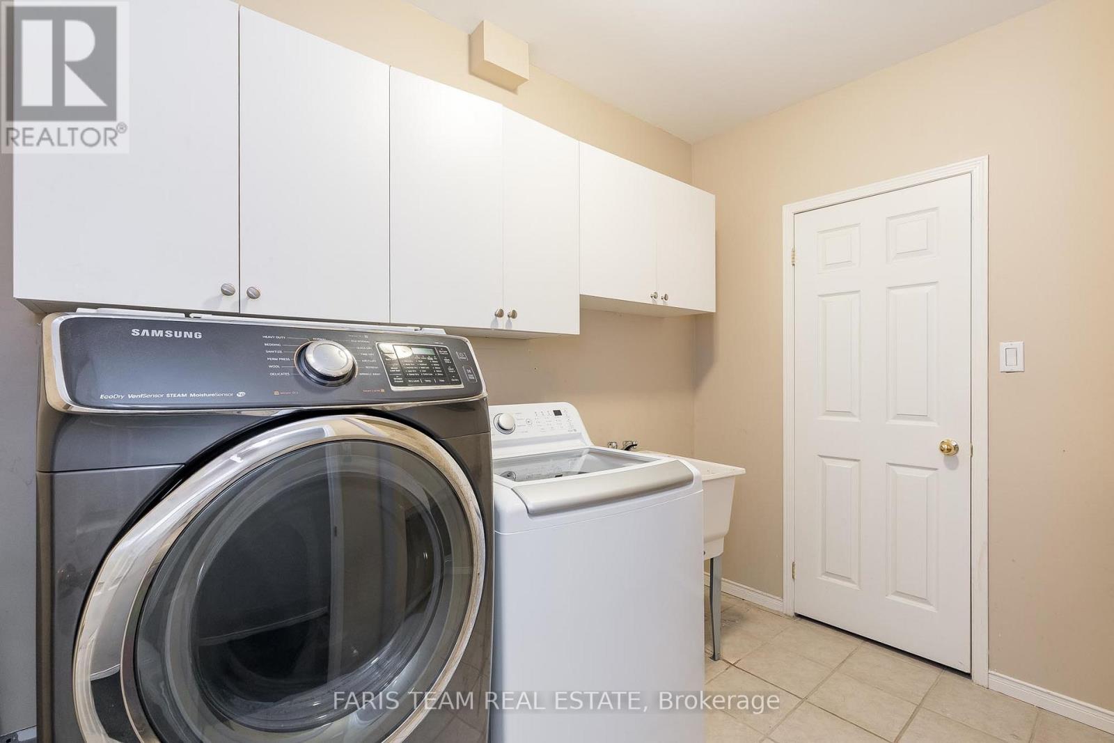 268 Johnson Street, Barrie, Ontario  L4M 6S8 - Photo 29 - S12189575