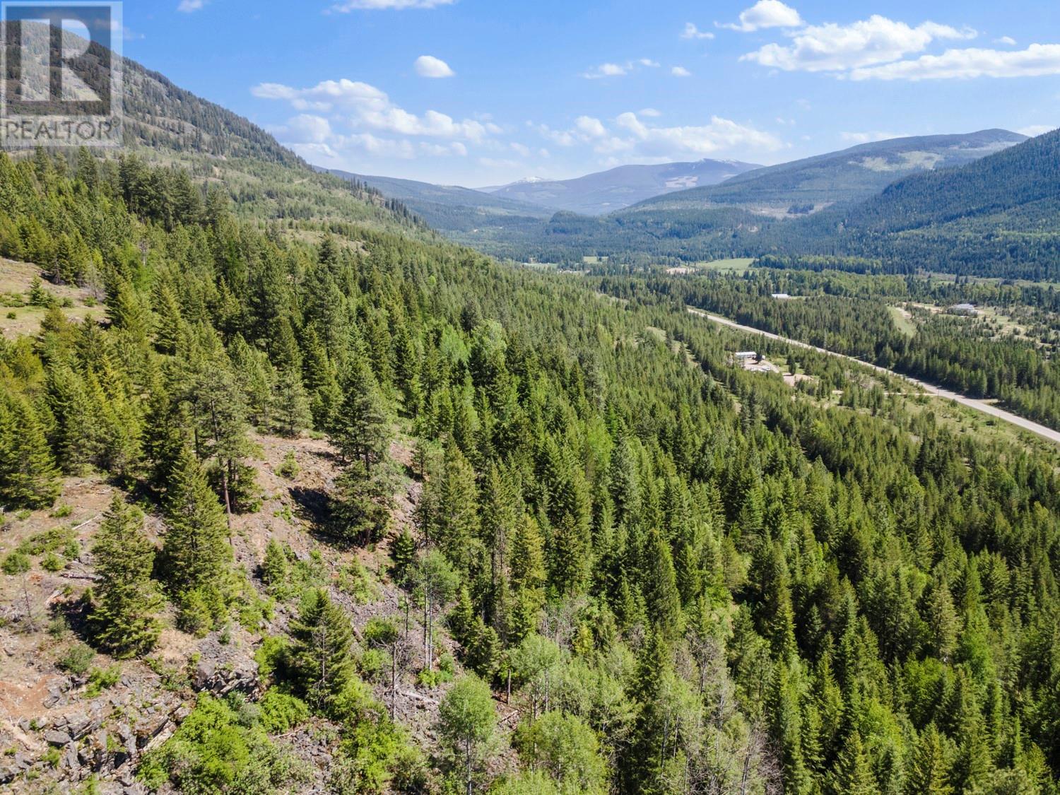 6990 3 Highway, Kitchener, British Columbia V0B 1W1 - Photo 7 - 10350189