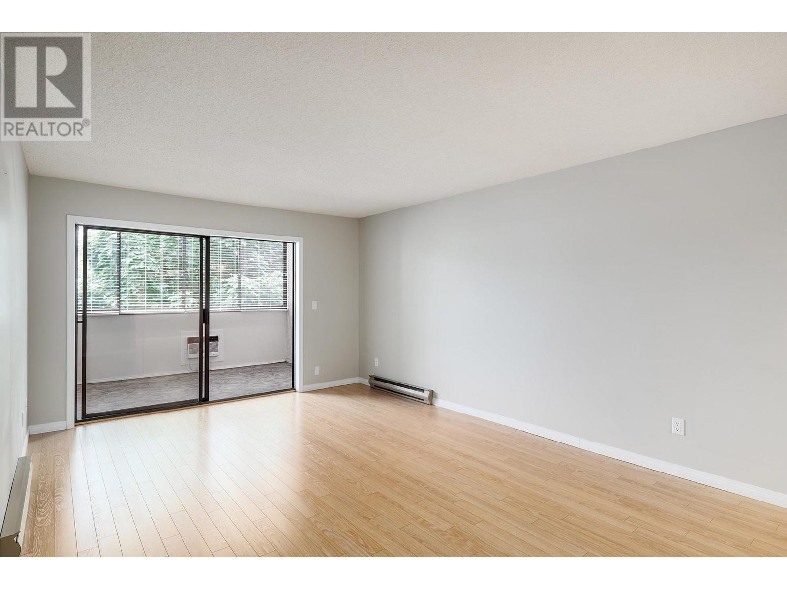 Property at 2085 Gordon Drive Unit# 206 Lot# 23 image 5