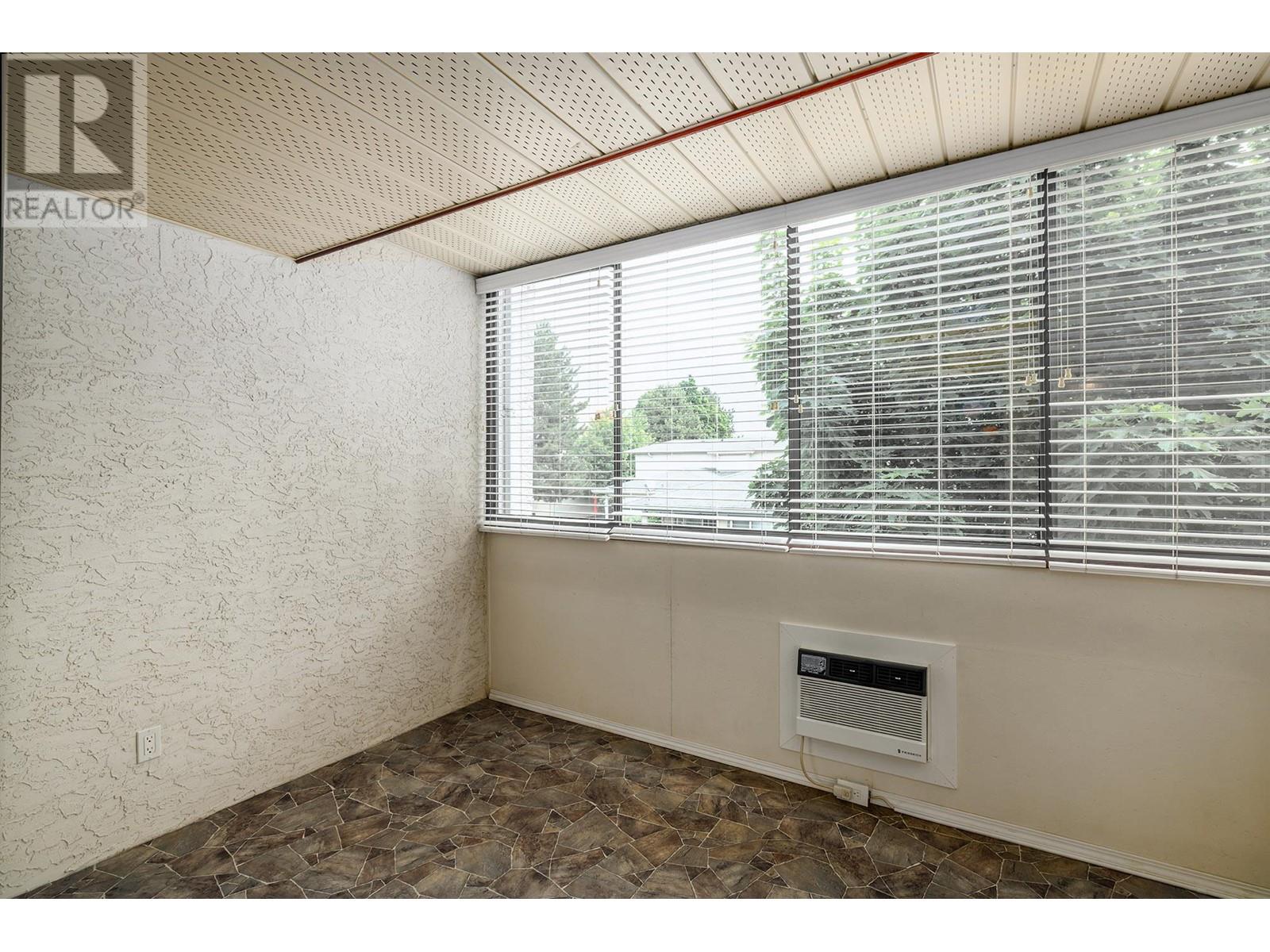 Property at 2085 Gordon Drive Unit# 206 Lot# 23 image 5