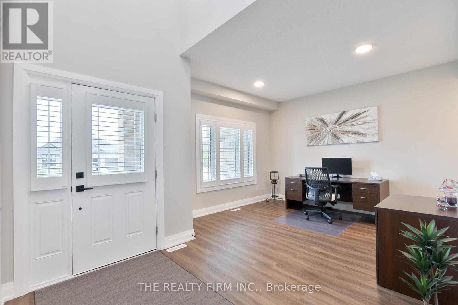 175 Boardwalk Way, Thames Centre (Dorchester), Ontario  N0L 1G2 - Photo 2 - X12189794