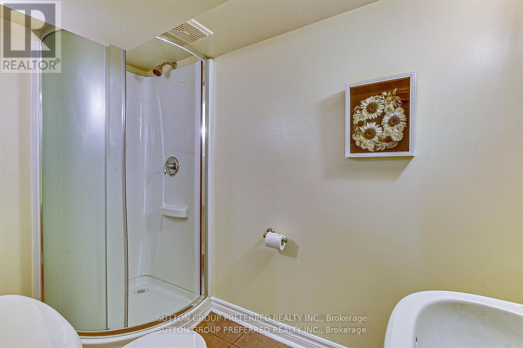 47 Carfrae Street, London South, Ontario  N6C 1G1 - Photo 26 - X12189855