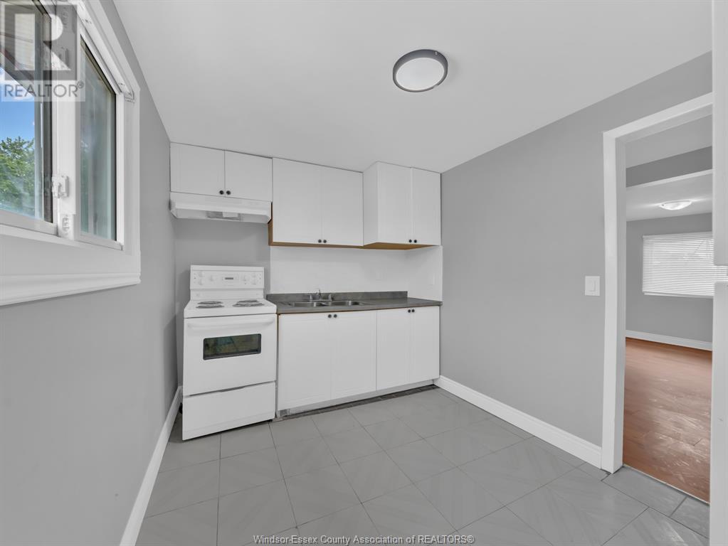 436 Logan Avenue, Windsor, Ontario  N8X 2V4 - Photo 17 - 25013785