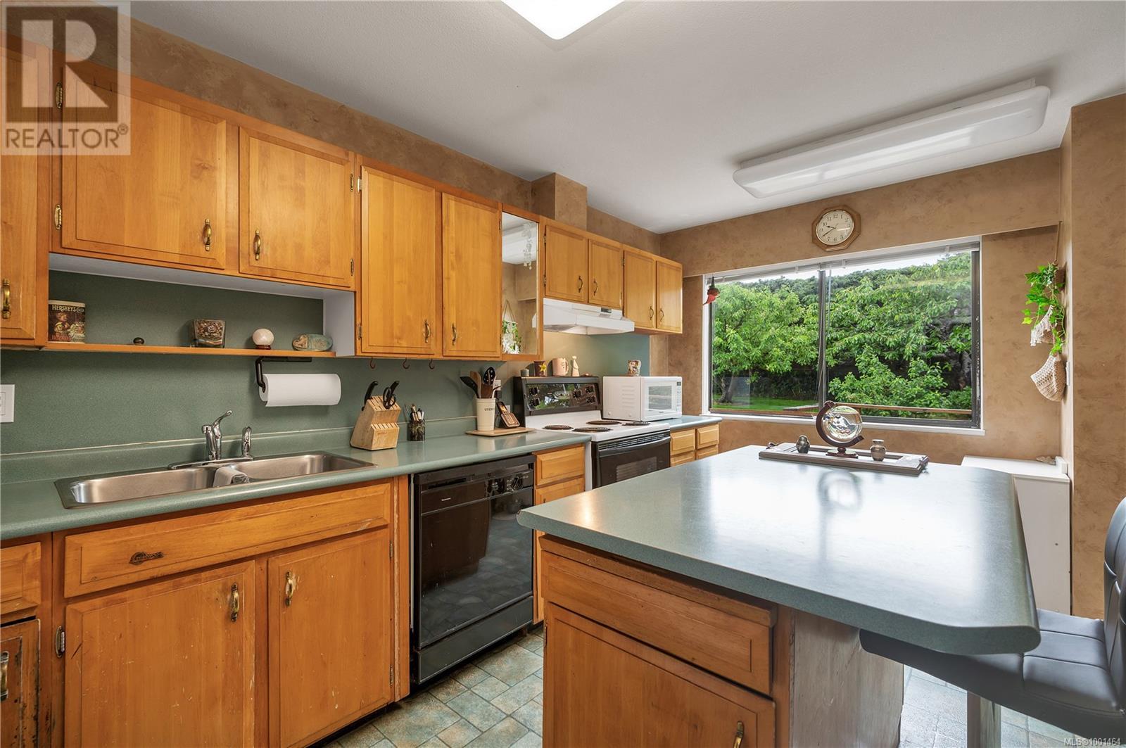 Property at 90 Thulin St image 3