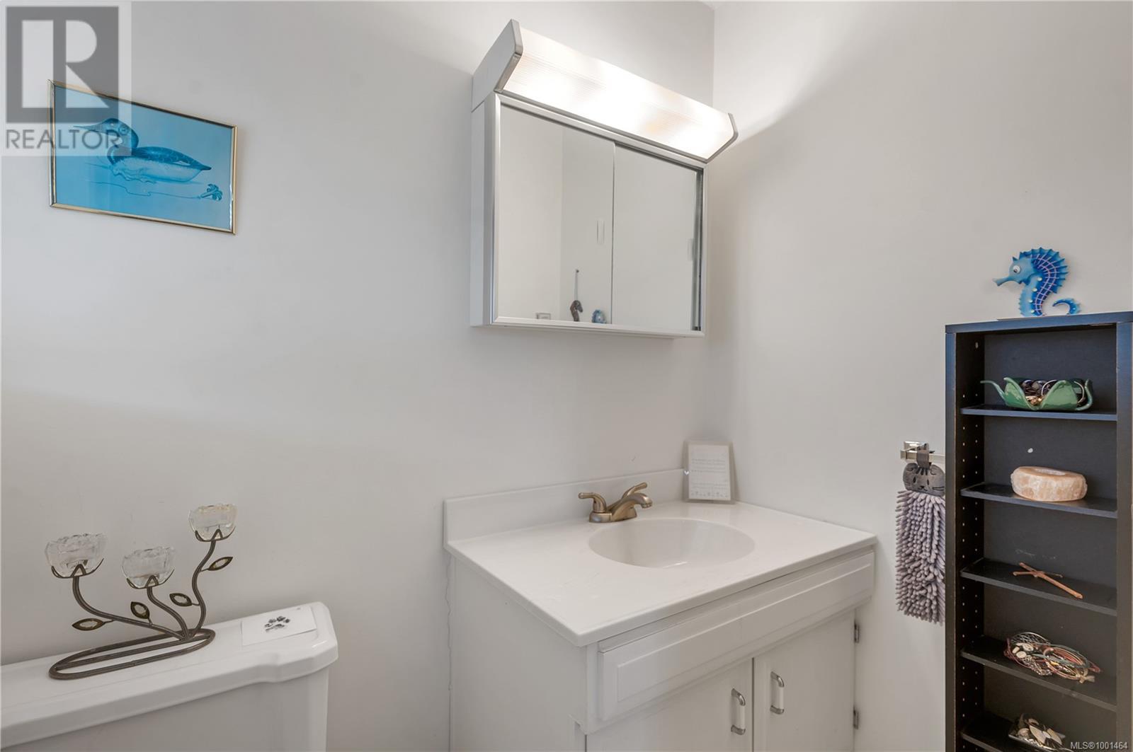 90 Thulin St, Campbell River, British Columbia  V9W 2K2 - Photo 21 - 1001464