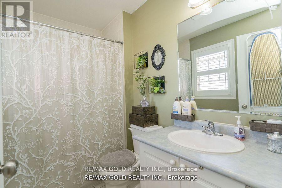 34 Jingle Crescent, Brampton (Gore Industrial North), Ontario  L6S 0B2 - Photo 26 - W12189633