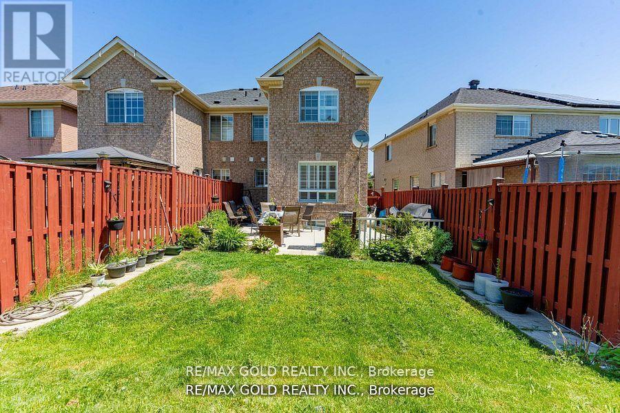 34 Jingle Crescent, Brampton (Gore Industrial North), Ontario  L6S 0B2 - Photo 32 - W12189633