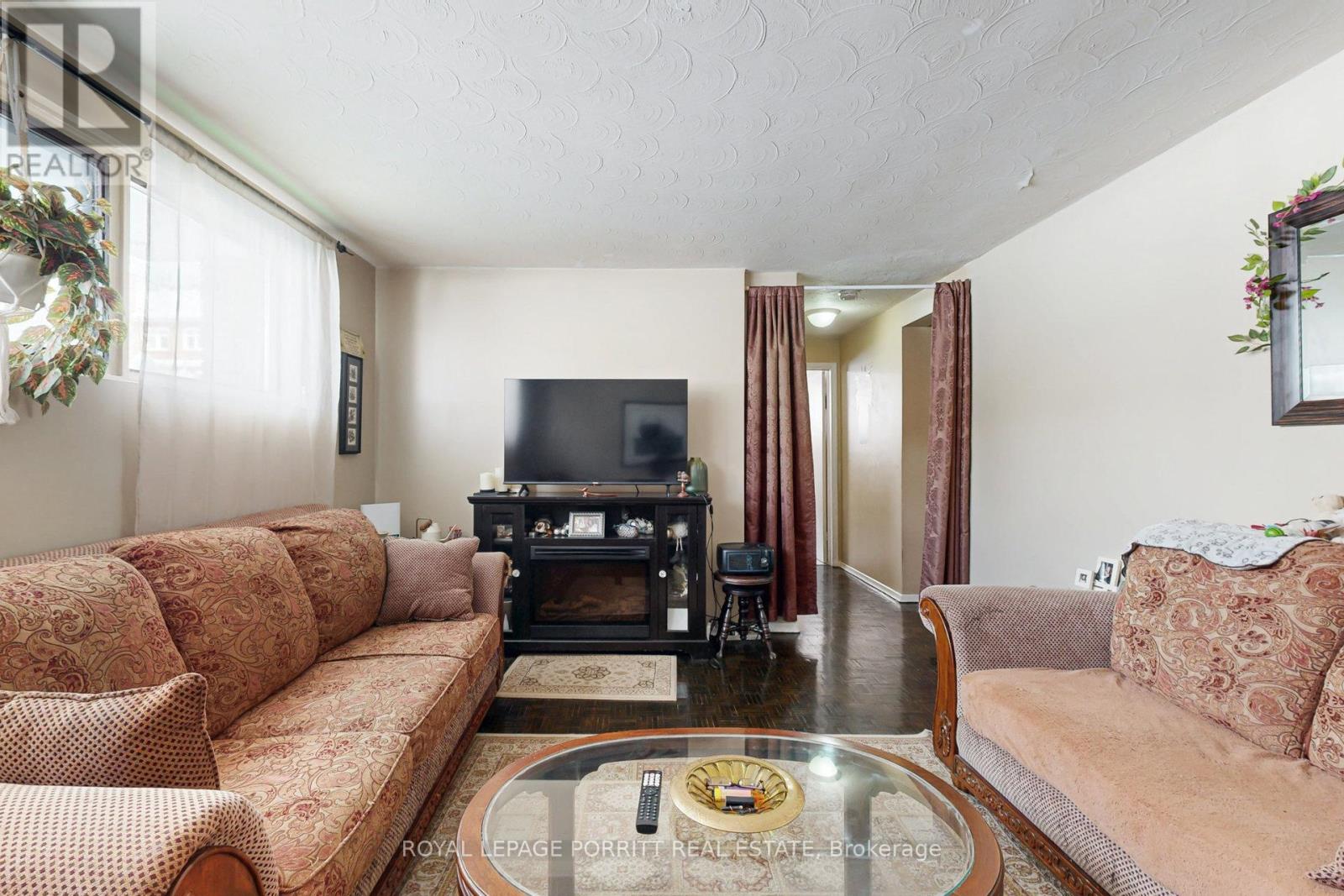 15 Muskoka Avenue, Toronto (Long Branch), Ontario  M8W 1H4 - Photo 15 - W12189687