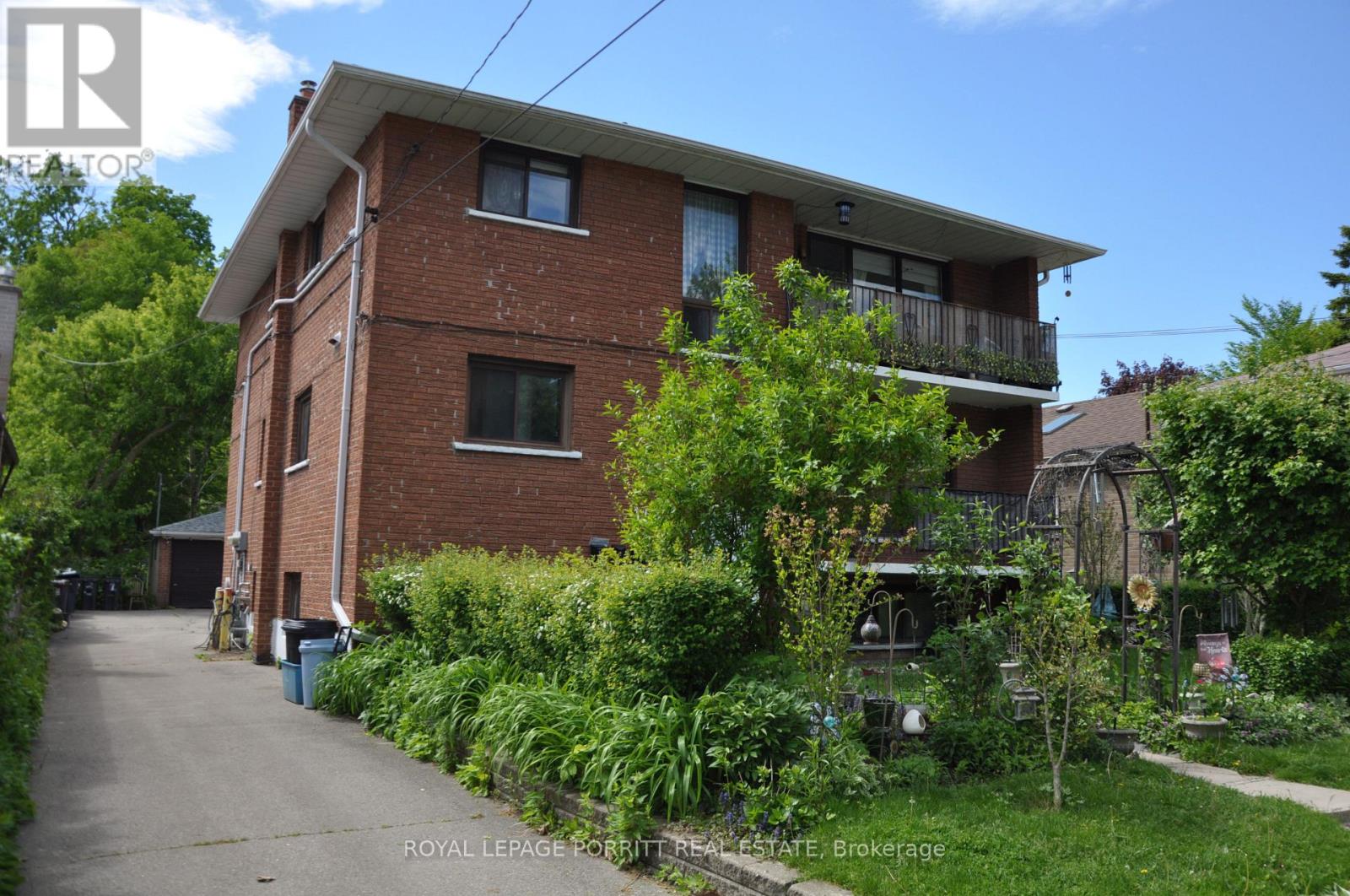 Property at 15 MUSKOKA AVENUE image 2
