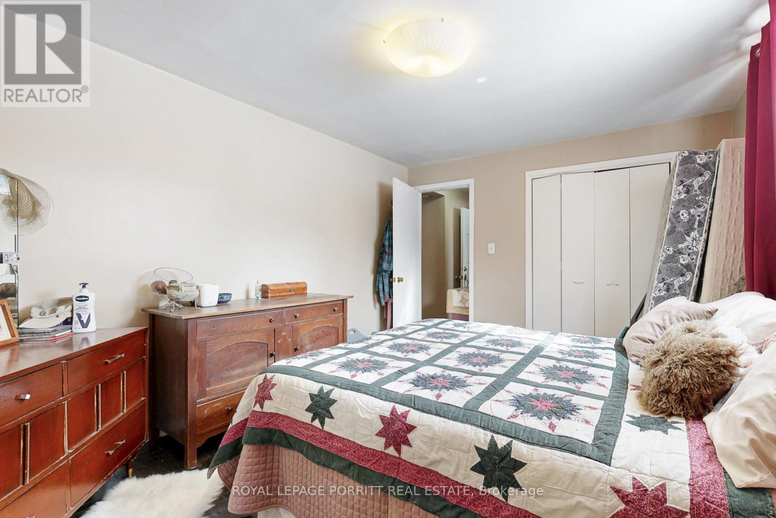 15 Muskoka Avenue, Toronto, Ontario  M8W 1H4 - Photo 21 - W12189687