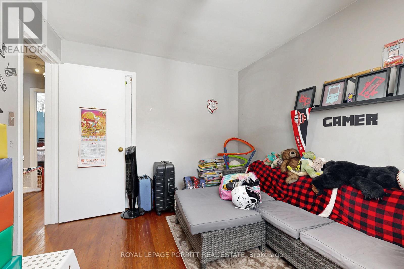 15 Muskoka Avenue, Toronto (Long Branch), Ontario  M8W 1H4 - Photo 47 - W12189687