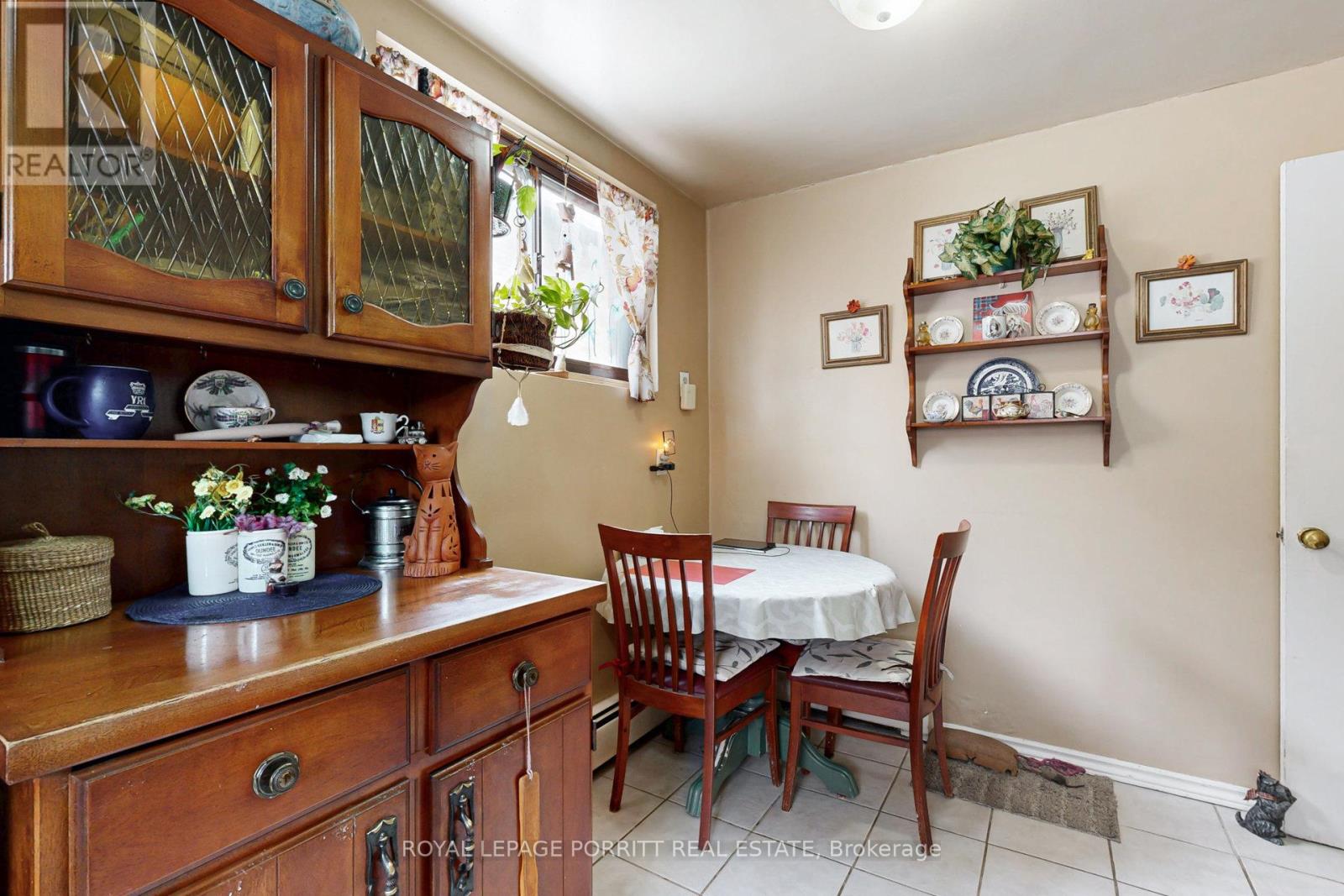 15 Muskoka Avenue, Toronto (Long Branch), Ontario  M8W 1H4 - Photo 8 - W12189687