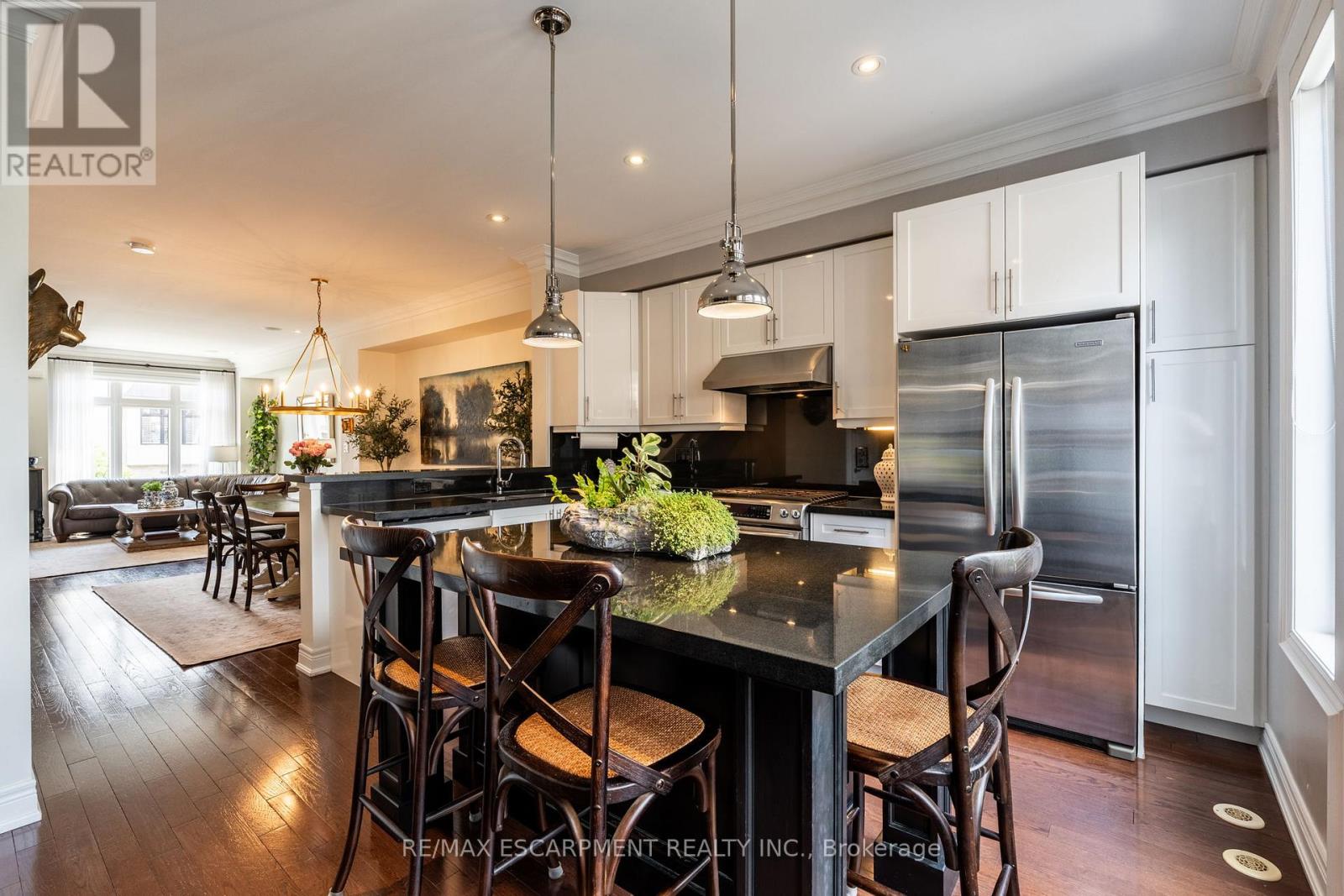 1825 Pagehurst Avenue, Mississauga, Ontario  L4X 1Y5 - Photo 18 - W12189750