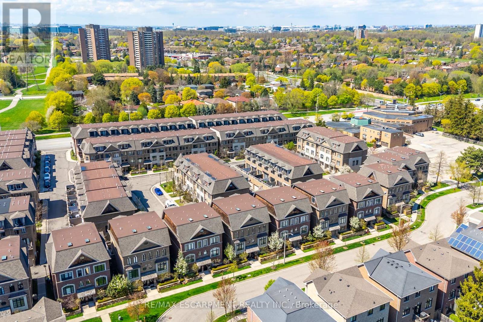 1825 Pagehurst Avenue, Mississauga, Ontario  L4X 1Y5 - Photo 37 - W12189750