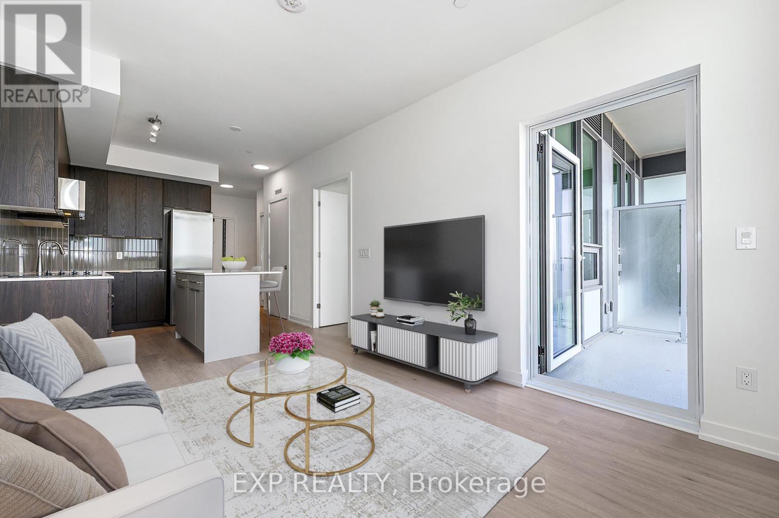 638 - 2501 Saw Whet Boulevard, Oakville, Ontario  L6M 5N2 - Photo 2 - W12189753