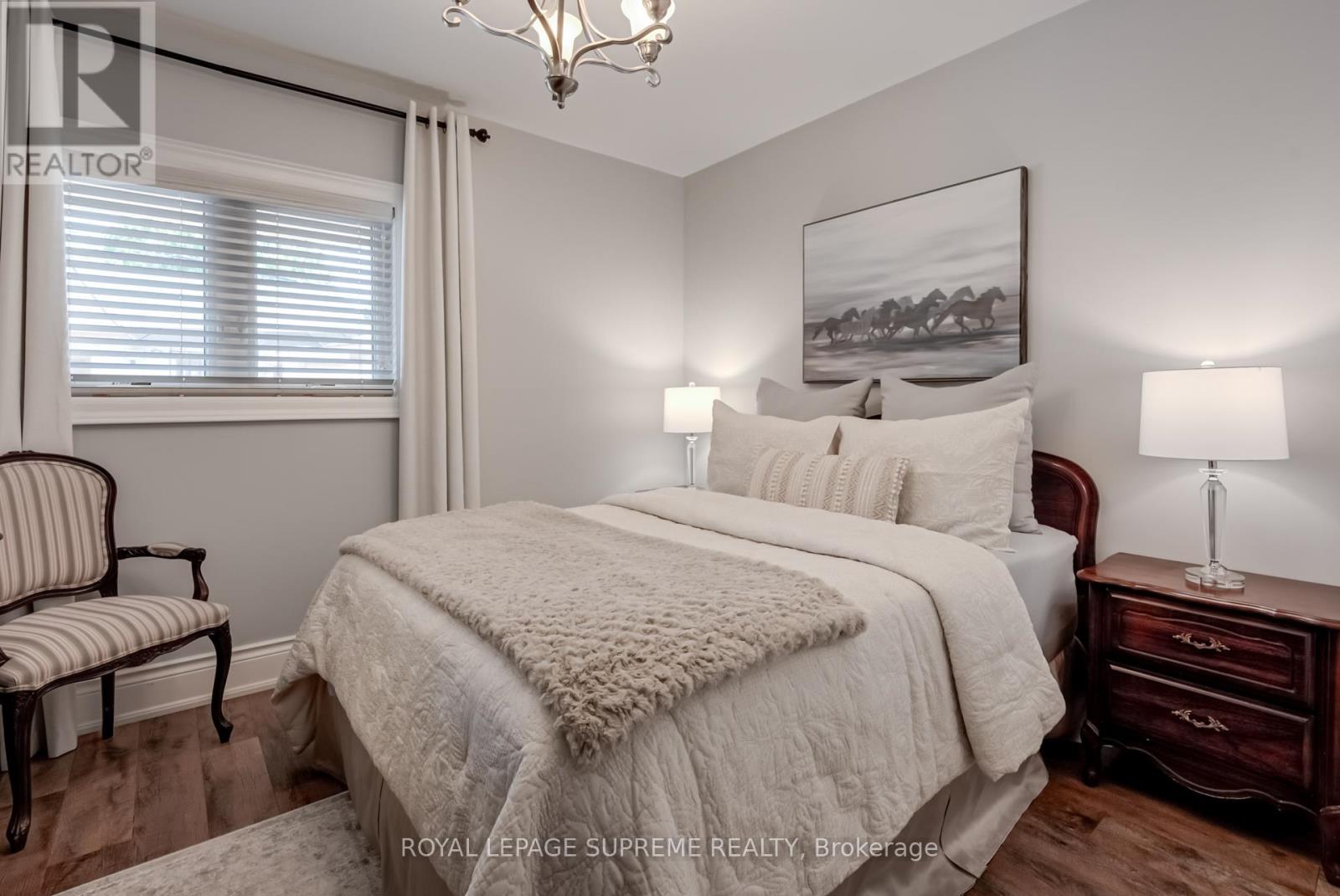 587 St Clarens Avenue, Toronto (Dovercourt-Wallace Emerson-Junction), Ontario  M6H 3W9 - Photo 13 - W12189759