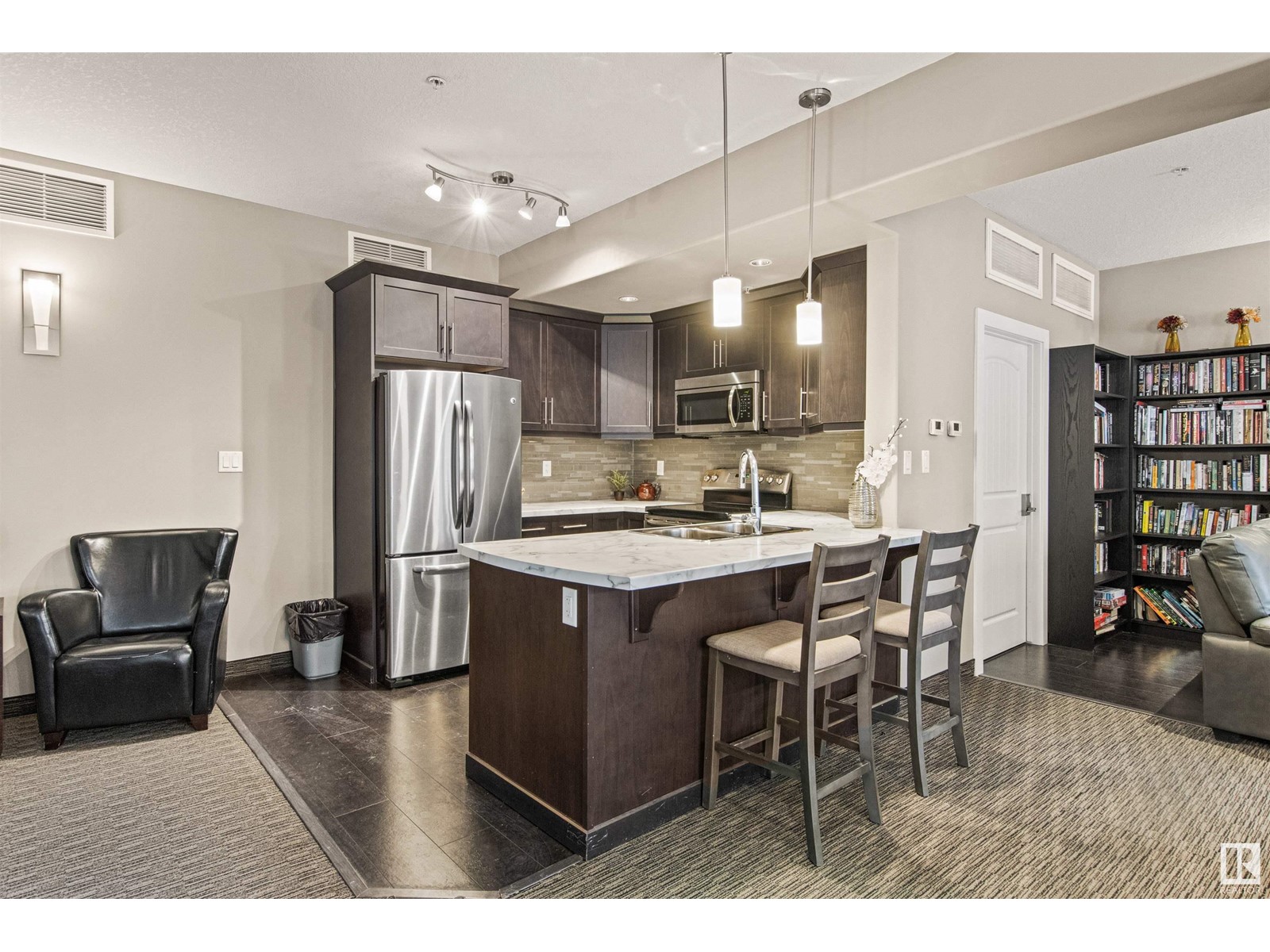 #237 6079 Maynard Wy Nw, Edmonton, Alberta  T6R 0S5 - Photo 31 - E4425107
