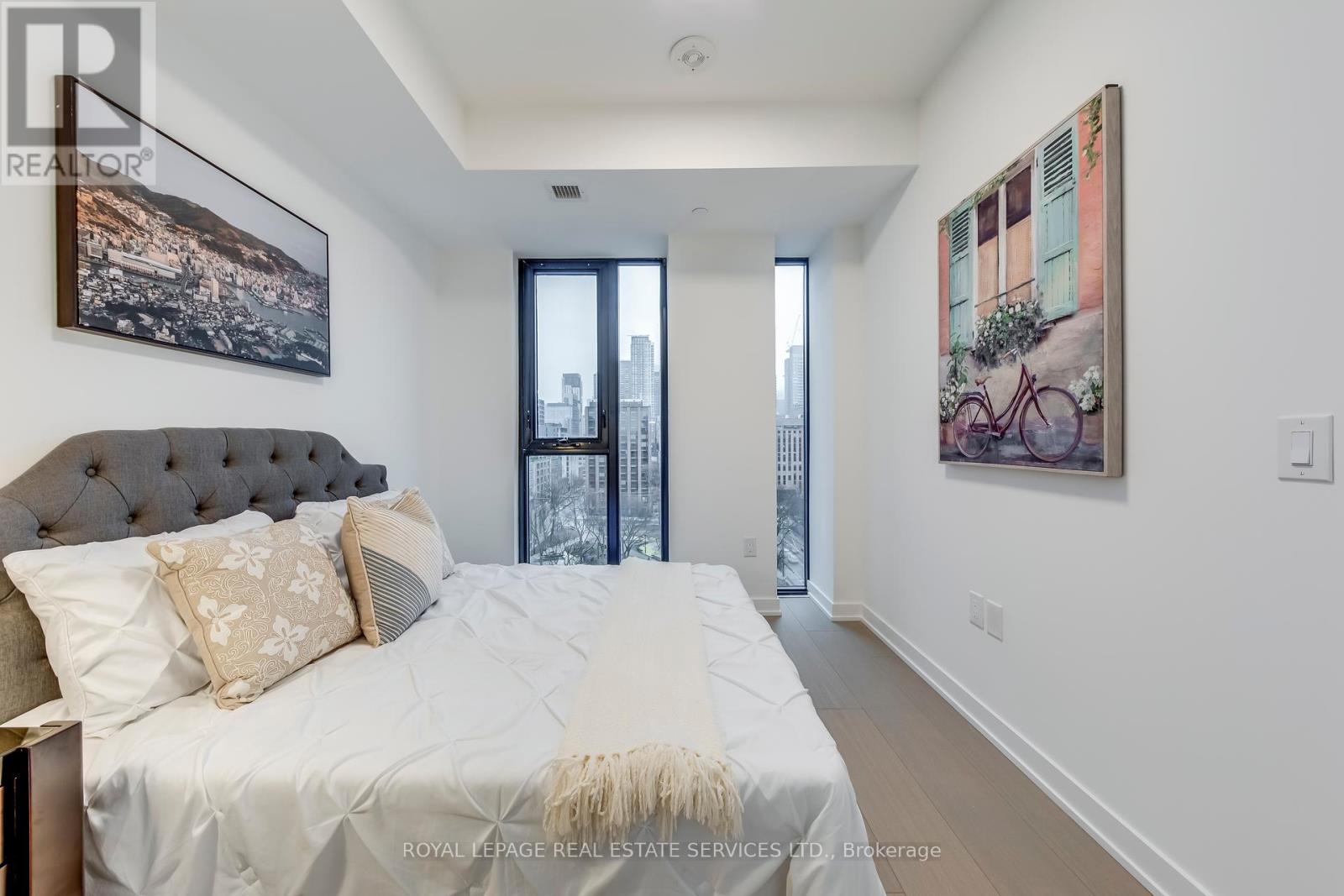 1004 - 123 Portland Street, Toronto, Ontario  M5V 0V9 - Photo 17 - C12049852