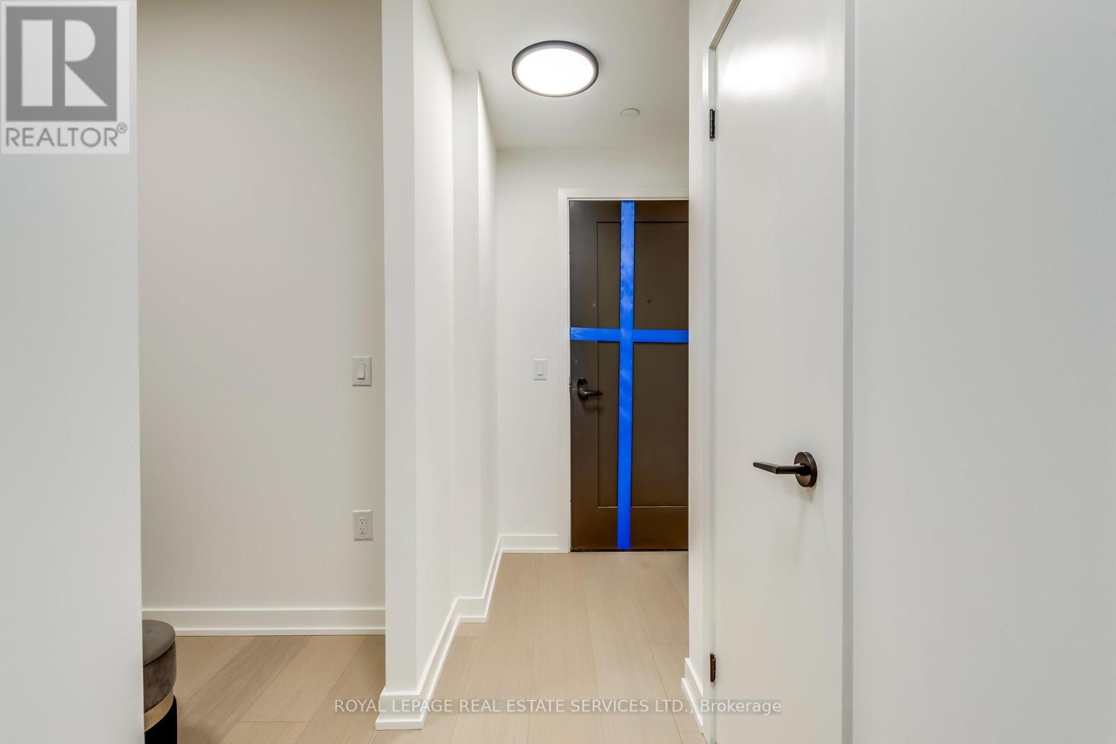 1004 - 123 Portland Street, Toronto, Ontario  M5V 0V9 - Photo 4 - C12049852